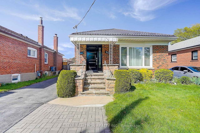25 Muldrew Avenue