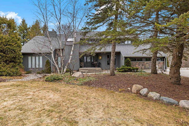 Crt - 11 Mansfield Park Court
