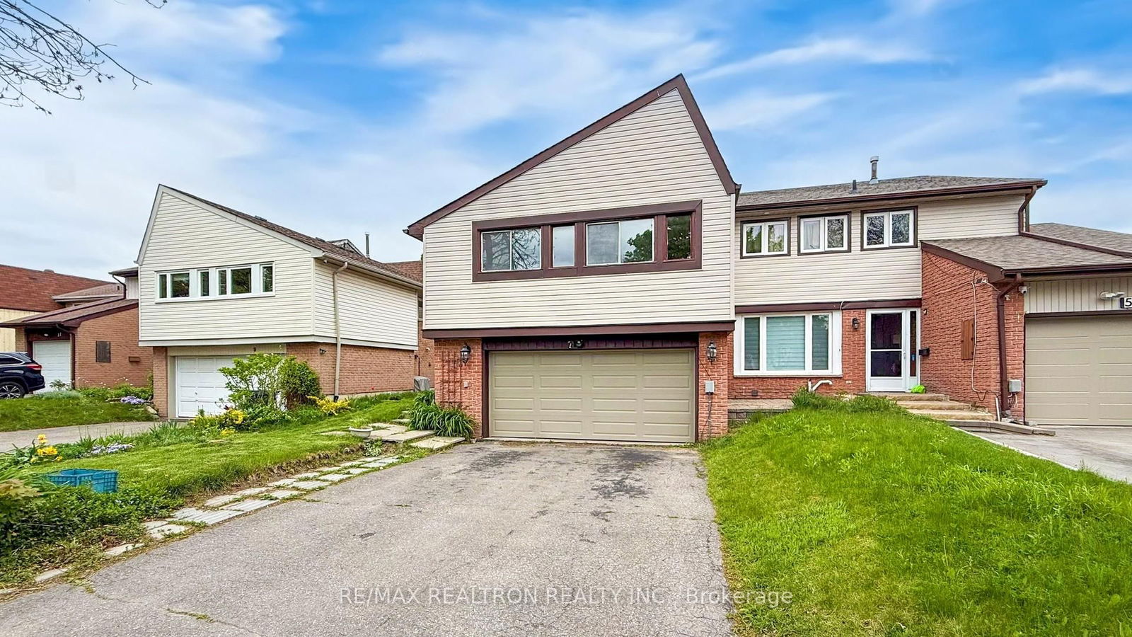 Semi-Detached House for sale at 7 Roughfield Crescent, Toronto, Agincourt North, M1S 4K3 - MLS: E12164636