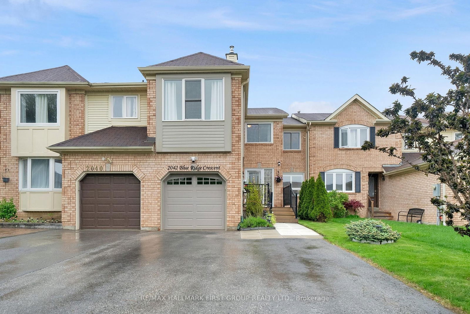 Townhouse for sale at 2042 Blue Ridge Crescent, Pickering, Brock Ridge, L1X 2N5 - MLS: E12164876