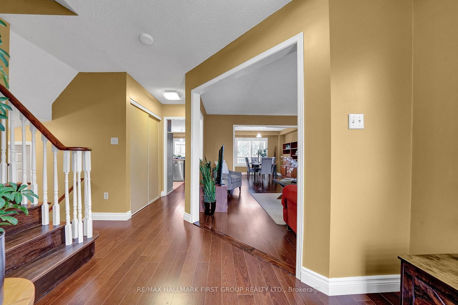 Townhouse for sale at 2042 Blue Ridge Crescent, Pickering, Brock Ridge, L1X 2N5 - MLS: E12164876