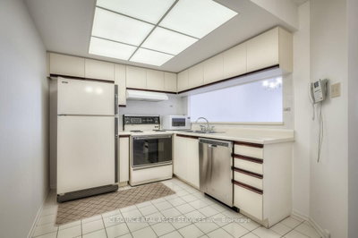 Unit 1103 — 330 Alton Towers Circle — photo 4