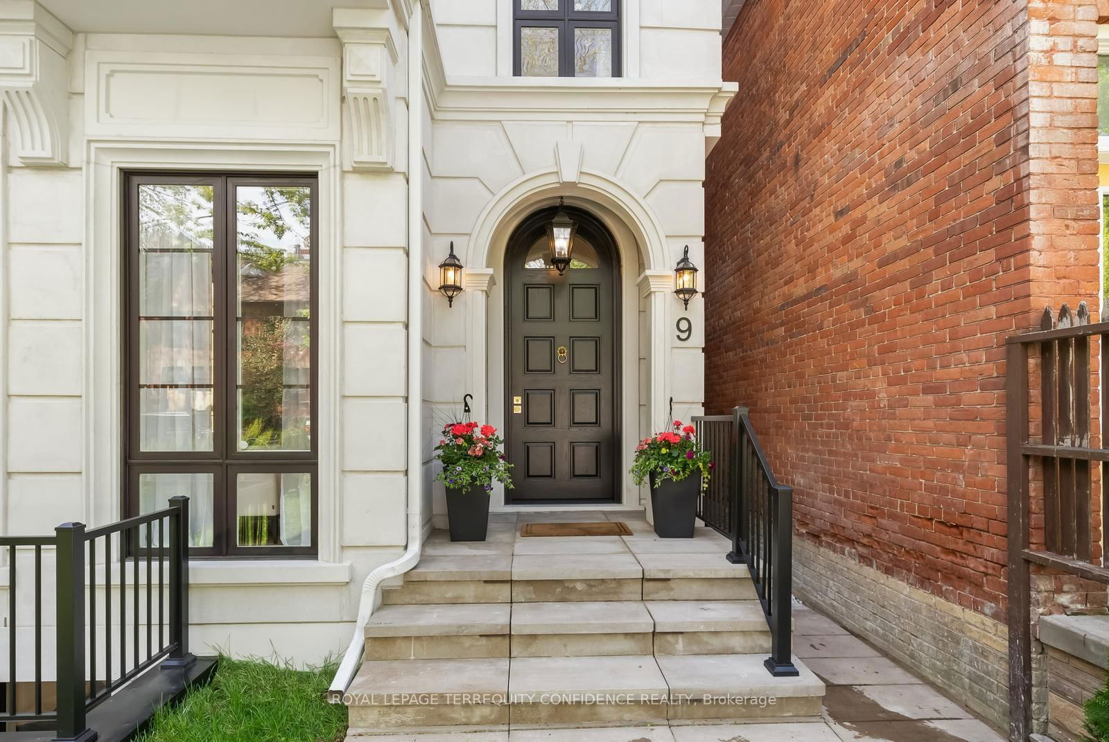 Detached House for sale at 9 Blong Avenue, Toronto, South Riverdale, M4M 1P1 - MLS: E12165549