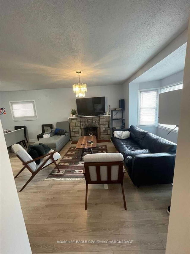 Main - 28 Wolverton Avenue