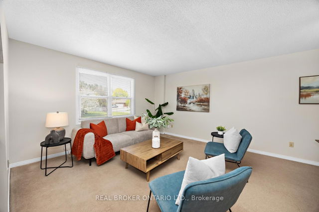 7 Kingsview Court