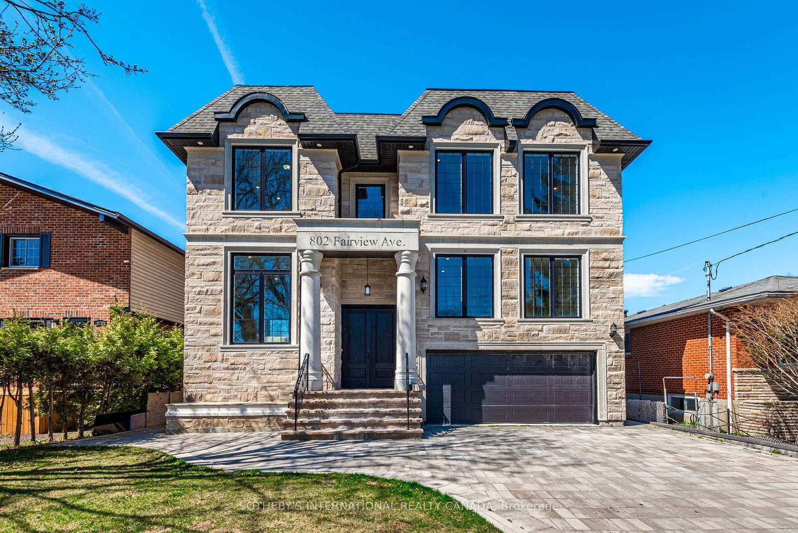 Detached House for sale at 802 Fairview Avenue, Pickering, Bay Ridges, L1W 1M8 - MLS: E12166172