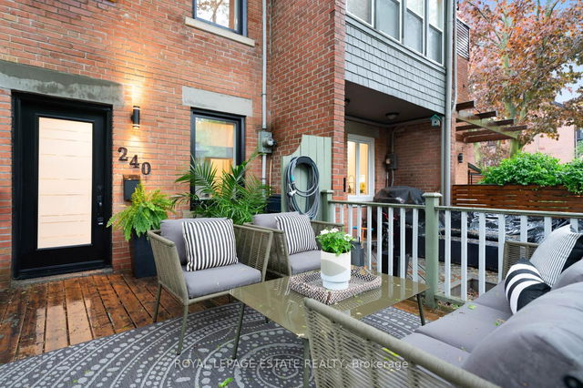 240 Waverley Road