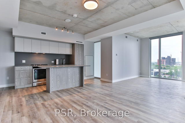 707 - 25 Baseball Place