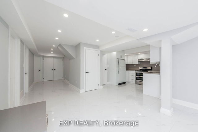 BSMT - 1575 Seguin Square