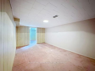 27 Adair Rd, Toronto - O'Connor-Parkview image-0-4