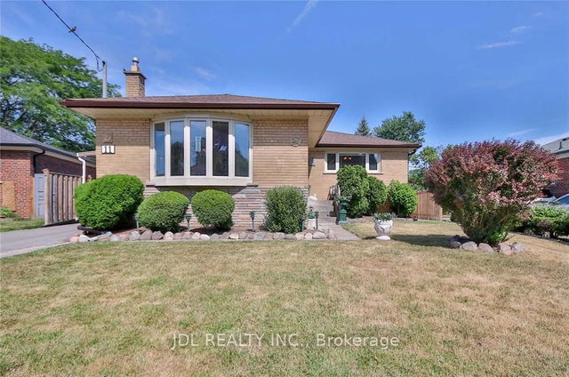 11 Tordale Crescent