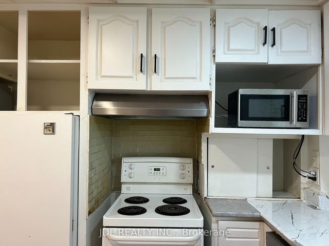 Suite C - 21 Squires Avenue