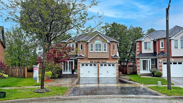 1513 Sandhurst Crescent