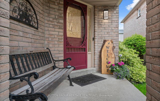 5 Greybeaver Trail
