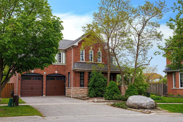 21 ALDEN Square