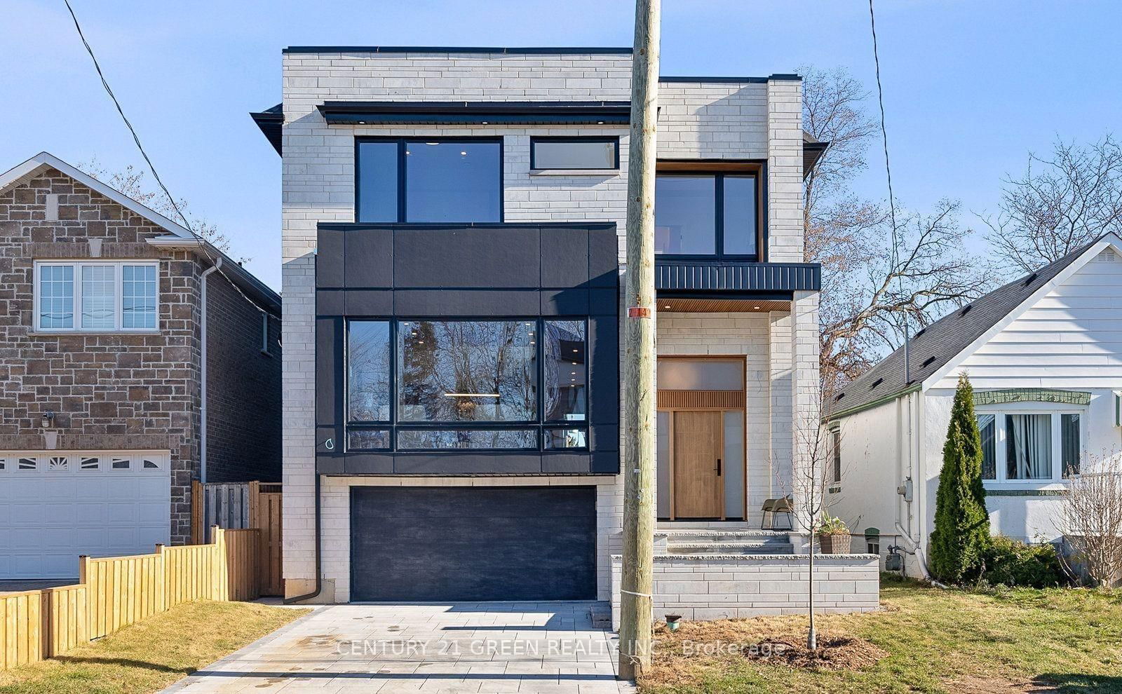 Detached House for sale at 67 Bexhill Avenue, Toronto, Clairlea-Birchmount, M1L 3B7 - MLS: E12169305