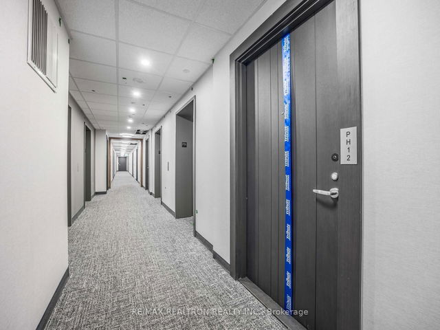 PH12 - 2545 Simcoe Street