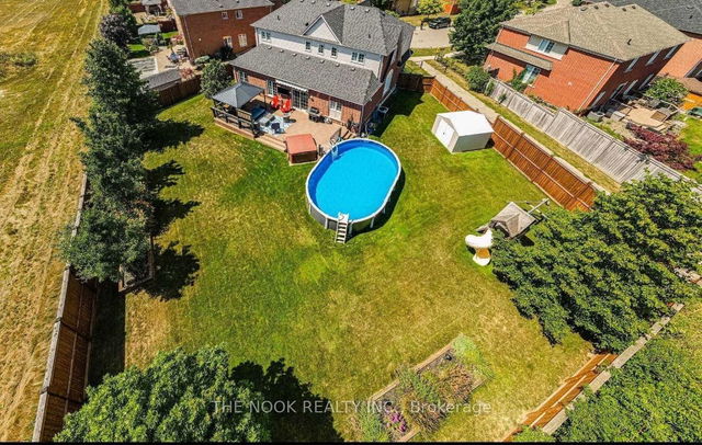 46 Peacock Crescent