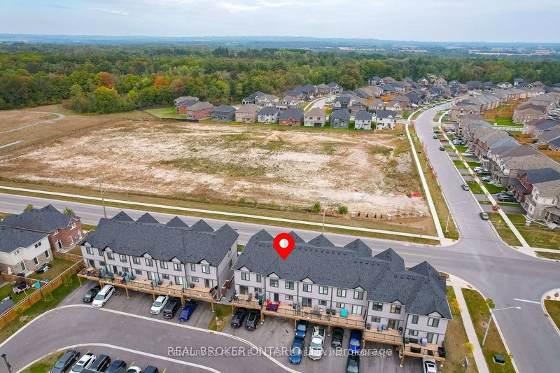 18 Jerome Way, Clarington, L1C 3K2 | Image 3