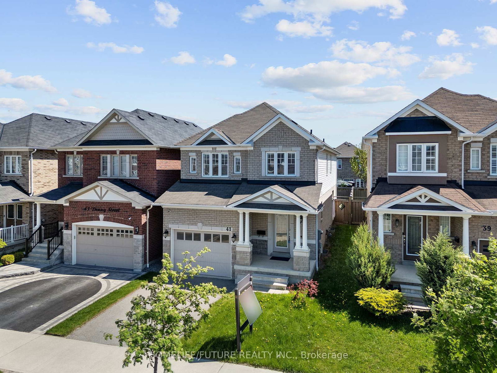 Detached House for sale at 41 Denny Street, Ajax, South East, L1Z 0S3 - MLS: E12170497