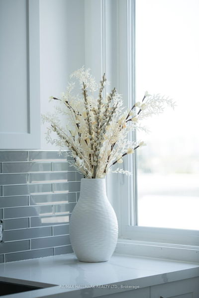 Unit 12 — 1455 O'Connor Dr, Toronto - O'Connor-Parkview image-0-4