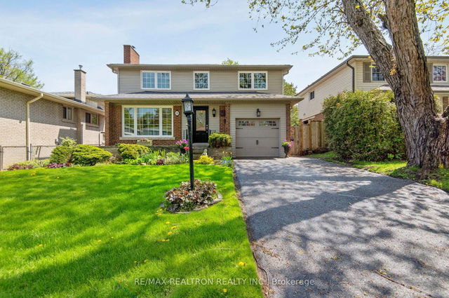 19 Cathedral Bluffs Drive