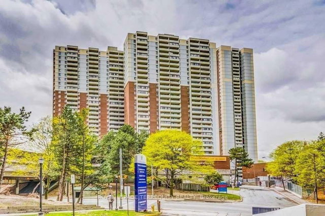 1512 - 5 Massey Square