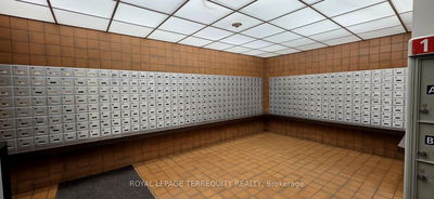 Unit 1512 — 5 Massey Sq, Toronto - Crescent Town image-0-4