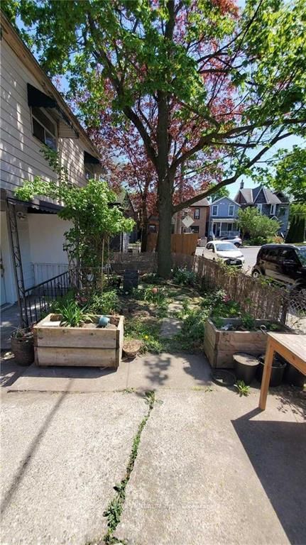 B (BACK) - 66 Dagmar Avenue