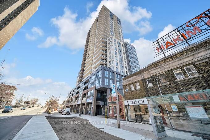 Condo for sale at 810-286 Main Street, Toronto, East End-Danforth, M4C 0B3 - MLS: E12171360