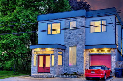 475 Donlands Ave, Toronto - East York image-0-3