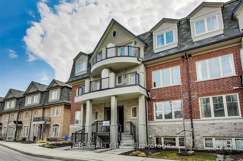 Unit 6 — 1 Eaton Park Lane, Toronto - L'Amoreaux image-0-0