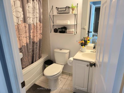 Unit 1109 — 68 Grangeway Ave, Toronto - Woburn image-0-2