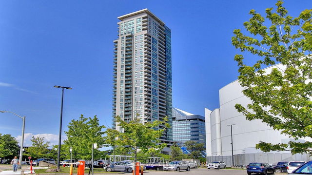 1607 - 60 Brian Harrison Way