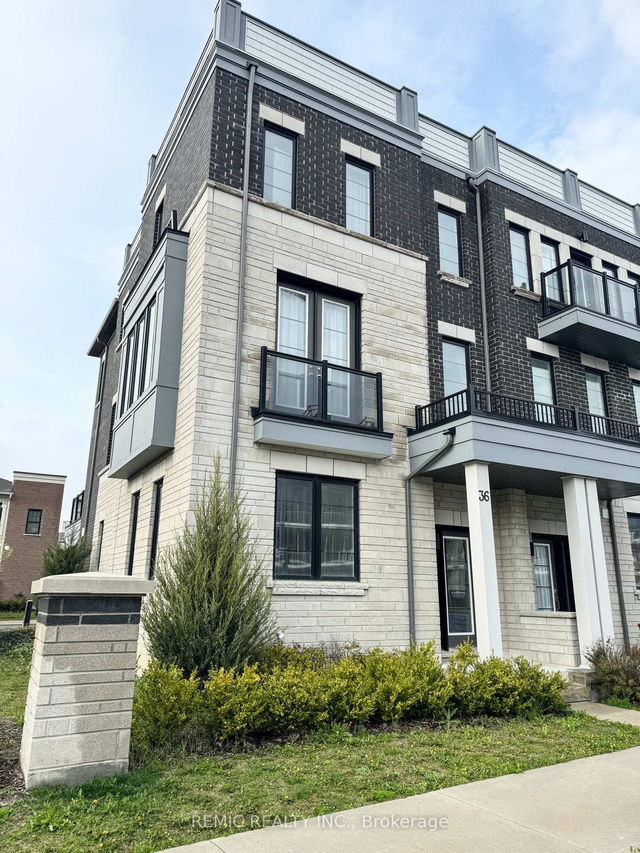 36 Clarington Boulevard
