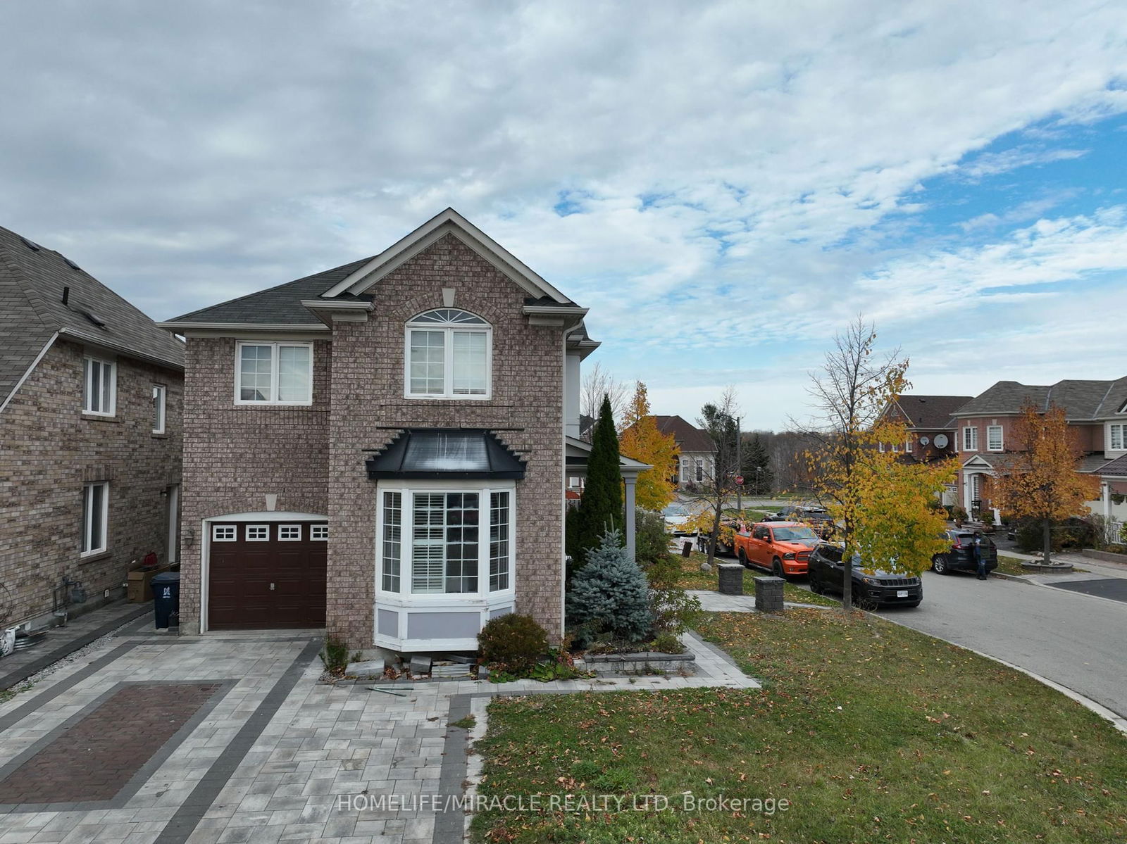 Detached House for sale at 62 Antelope Drive, Toronto, Rouge E11, M1B 6K5 - MLS: E12172113