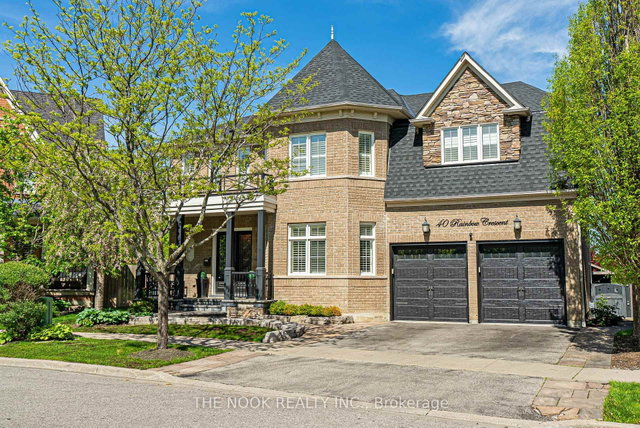 40 Rainbow Crescent