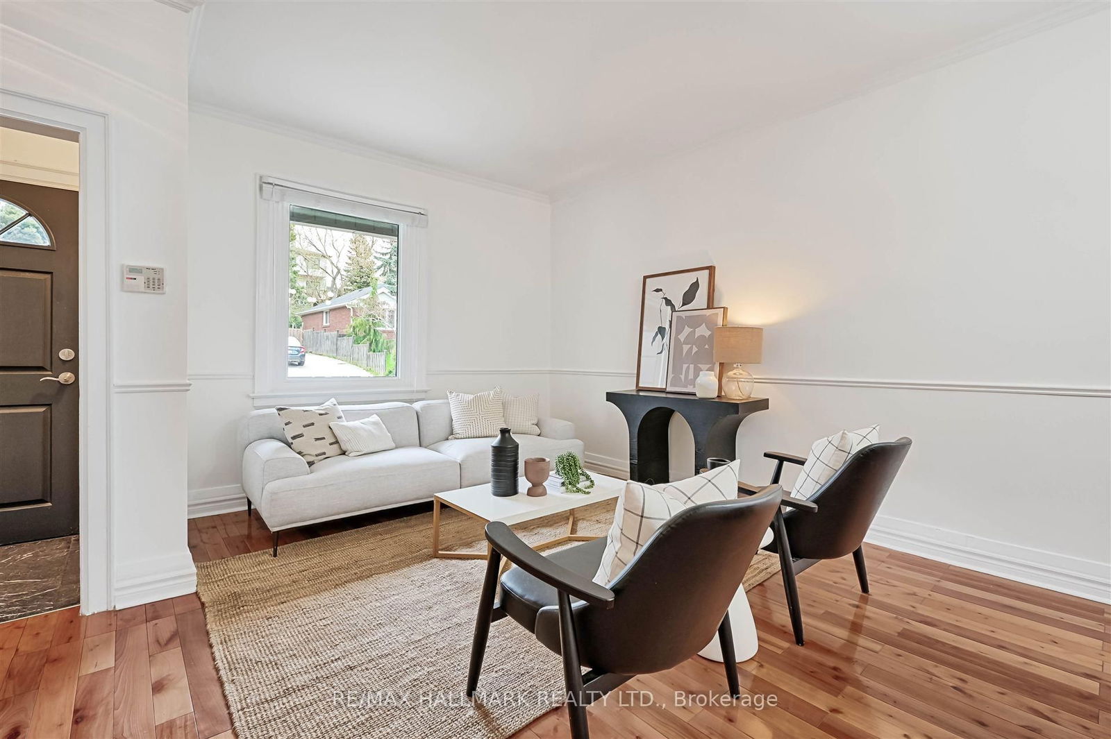 Detached House for sale at 60 Maybourne Avenue, Toronto, Clairlea-Birchmount, M1L 2V9 - MLS: E12172539