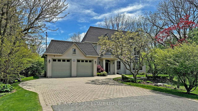 21 Guildcrest Drive