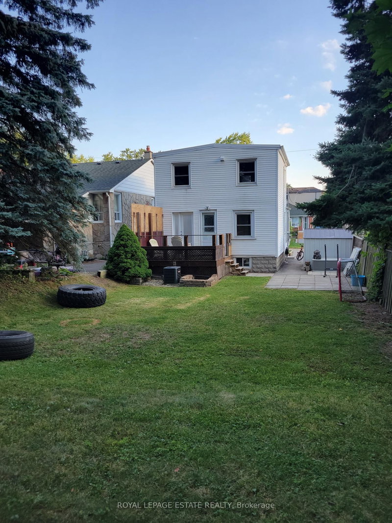 Upper - 13 Pinegrove Ave, Toronto, M1N 2G3 | Image 2