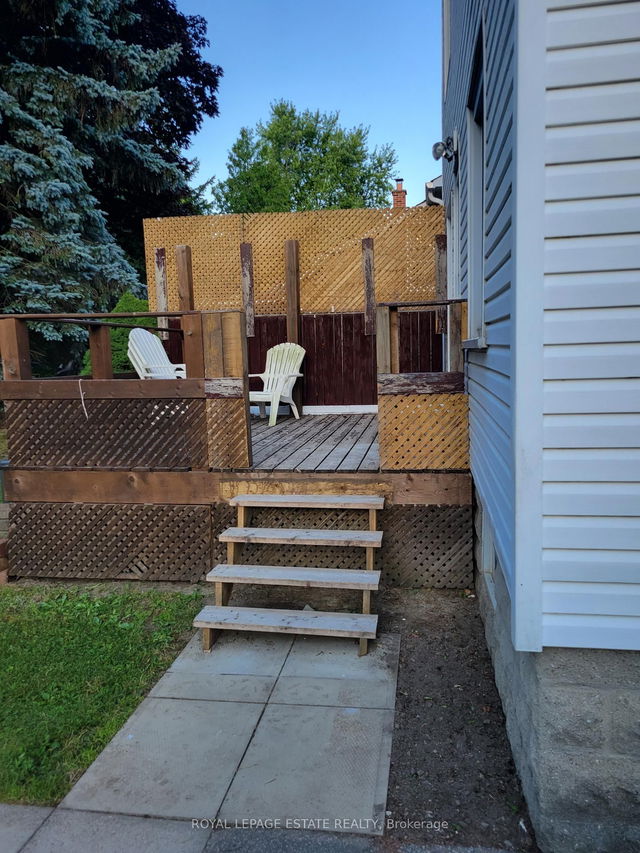 Upper - 13 Pinegrove Avenue