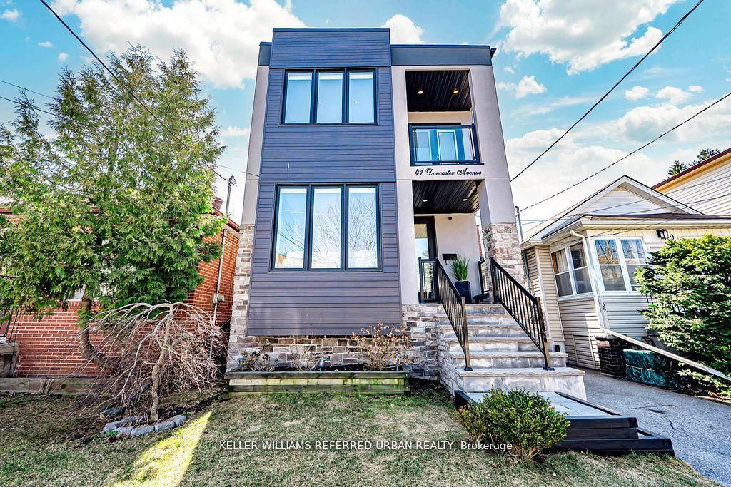 Detached House for sale at 41 Doncaster Avenue, Toronto, Woodbine-Lumsden, M4C 1Y6 - MLS: E12172927