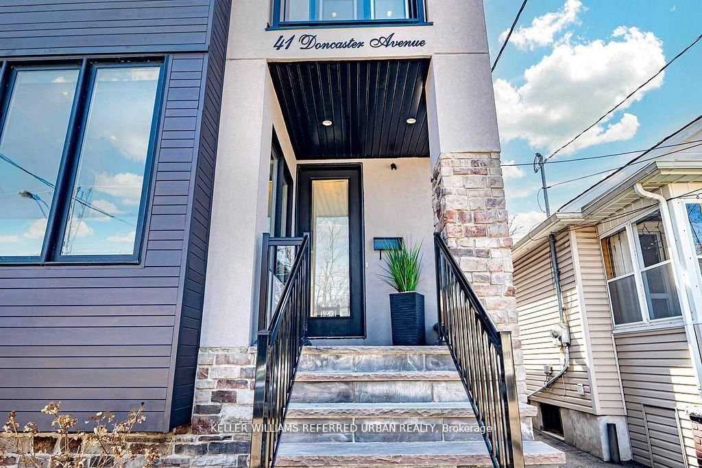 Detached House for sale at 41 Doncaster Avenue, Toronto, Woodbine-Lumsden, M4C 1Y6 - MLS: E12172927