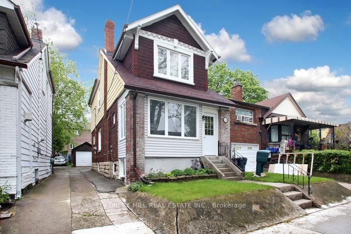 Detached House for sale at 340 Mortimer Avenue, Toronto, Danforth Village-East York, M4J 2E1 - MLS: E12172958