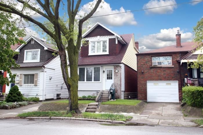 Detached House for sale at 340 Mortimer Avenue, Toronto, Danforth Village-East York, M4J 2E1 - MLS: E12172958