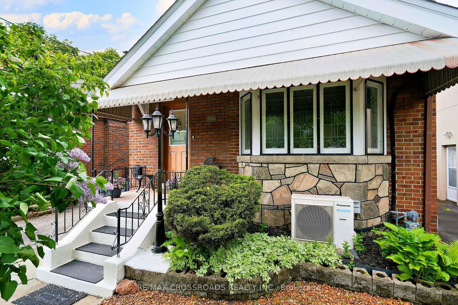 Detached House for sale at 334 O'Connor Drive, Toronto, East York, M4J 2V3 - MLS: E12173261