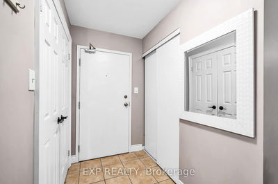 Unit 208 — 83 Aspen Springs Dr, Clarington - Bowmanville image-0-1