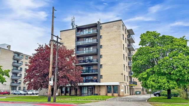 207 - 825 Kennedy Road
