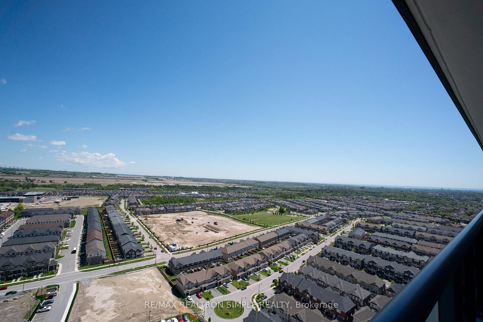2545 Simcoe Street N, Unit 2601 - Photo 10