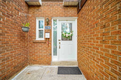 Unit 74 — 100 Bridletowne Circ, Toronto - L'Amoreaux image-0-2